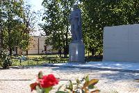 В станице Батуринской продолжается реконструкция мемориального комплекса