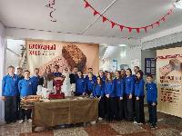 Активисты "Арго" приняли участие в акции "Блокадный хлеб"