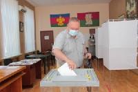 Глава Брюховецкого района Владимир Мусатов принял участие в голосовании по поправкам в Конституцию РФ