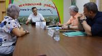 Эдуард Кузнецов и Дмитрий Лоцманов встретились с жителями района