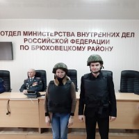 Студенты вооружились