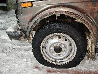 В Брюховецком районе местный житель из мести повредил автомобильные колеса