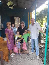 Брюховецкие полицейские провели акцию «Соберем ребенка в школу».