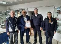 Полицейские поздравили ветеранов МВД с Днем защитника Отечества