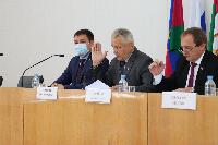 К работе в Совете депутатов подключились два народных избранника