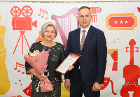 Творческим работникам — заслуженные награды