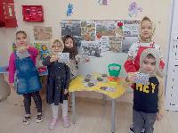 Юные брюховчане участвуют в акции "Блокадный хлеб"
