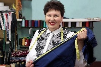 Руководитель ателье Татьяна Калюжная рассказала о том, с чем в своей работе сталкиваются сельские портные