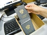 До конца 2020 года работающим гражданам необходимо определиться с форматом ведения трудовой книжки
