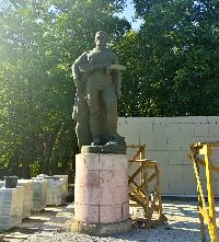 В станице Батуринской продолжается реконструкция мемориального комплекса