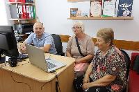 Более 50 обращений брюховчан рассмотрели в ходе мобильной приемной