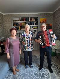 В юбилейный день рождения – с поздравлениями