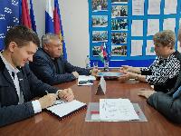 Депутат ЗСК Владимир Лыбанев провел очередной прием граждан в Брюховецком районе